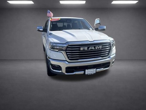 Used 2025 RAM 1500 Laramie AWD/4WD image 33