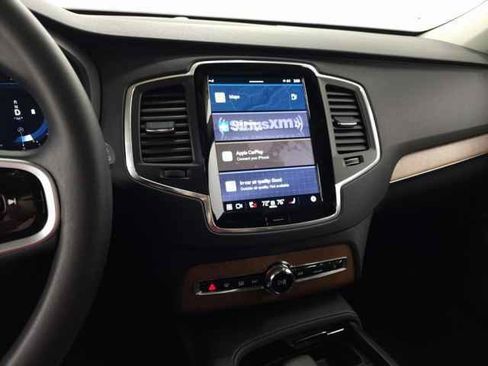 Certified 2023 Volvo XC90 B6 Core w/ Protection Package Premier image 29