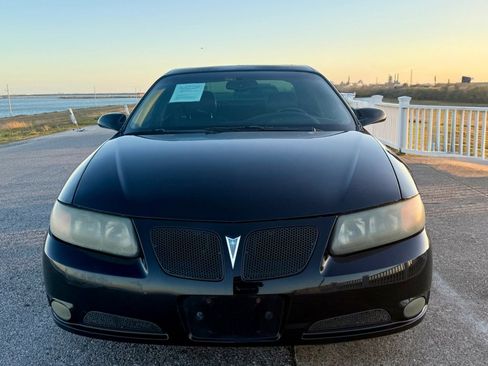 Used 2004 Pontiac Bonneville GXP image 2
