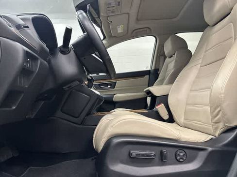 Used 2020 Honda CR-V Touring image 27