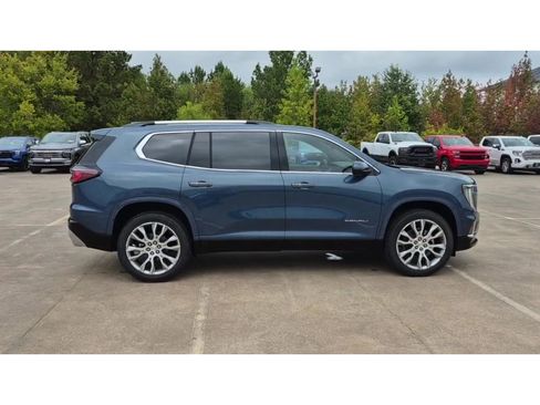 New 2026 GMC Acadia Denali image 9