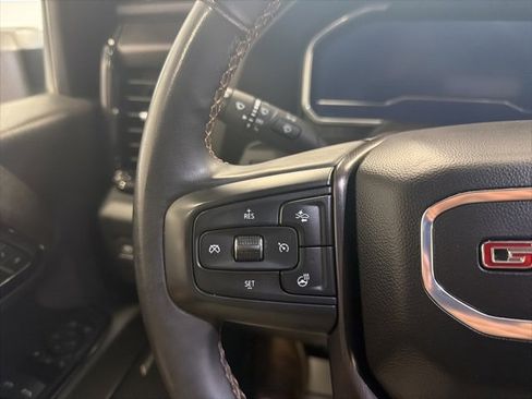 Used 2024 GMC Sierra 2500 AT4 image 37