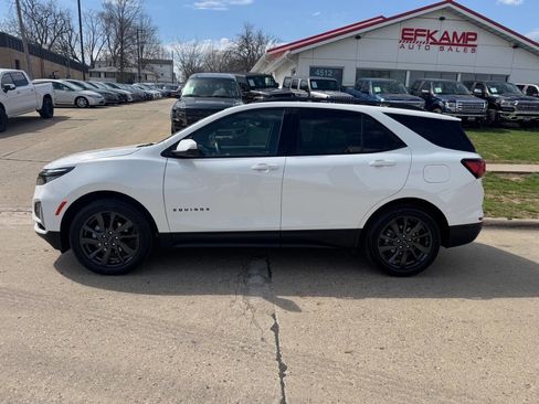Used 2024 Chevrolet Equinox RS w/ RS Leather Package image 2