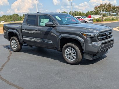 New 2026 Toyota Tacoma SR5