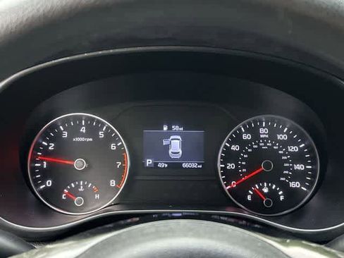 Used 2020 Kia Sportage LX AWD/4WD image 6