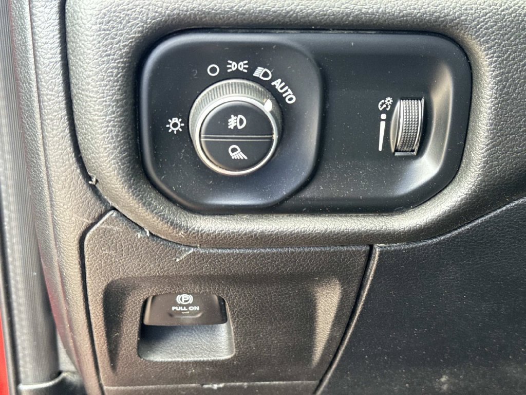 Used 2020 RAM 1500 Big Horn AWD/4WD image 22