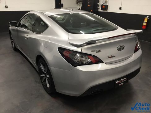 Used 2012 Hyundai Genesis 2.0T image 7