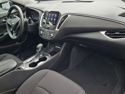 Used 2023 Chevrolet Malibu LT image 32