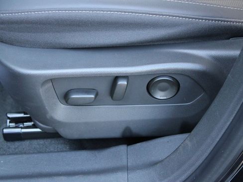 Used 2025 Buick Envision Preferred AWD/4WD image 13