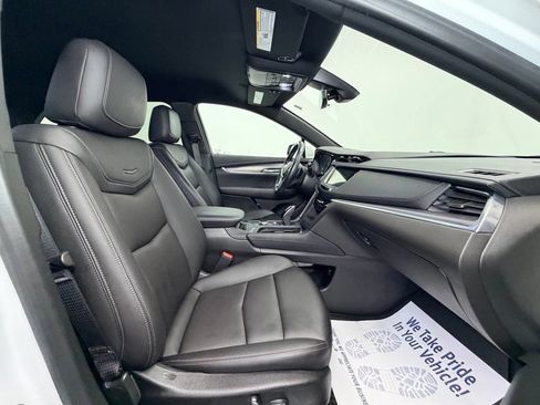 Used 2022 Cadillac XT5 Luxury AWD/4WD image 9