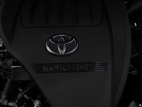 Used 2024 Toyota Grand Highlander XLE image 35