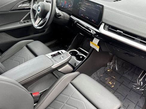 Used 2024 BMW X2 xDrive28i image 17