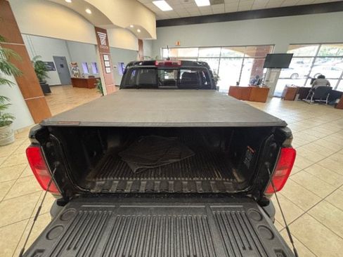 Used 2021 Chevrolet Colorado Z71 RWD image 8