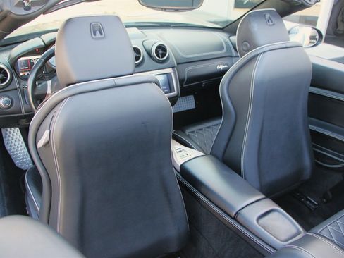 Used 2014 Ferrari California image 28