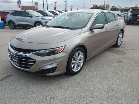 Used 2023 Chevrolet Malibu LT image 4