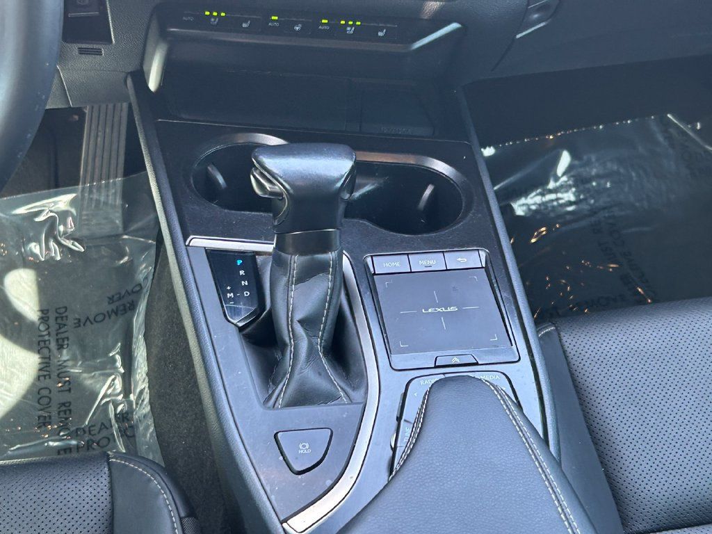 Used 2021 Lexus UX 200 w/ Premium Package FWD image 20