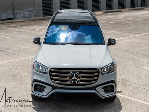Used 2024 Mercedes-Benz GLS 450 4MATIC w/ AMG Line Exterior image 26