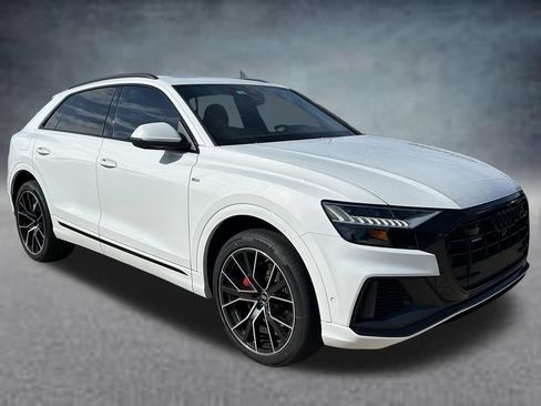 Used 2023 Audi Q8 Premium Plus w/ Premium Plus Package AWD/4WD image 7