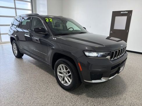 Used 2022 Jeep Grand Cherokee L Laredo w/ Luxury Tech Group I image 2