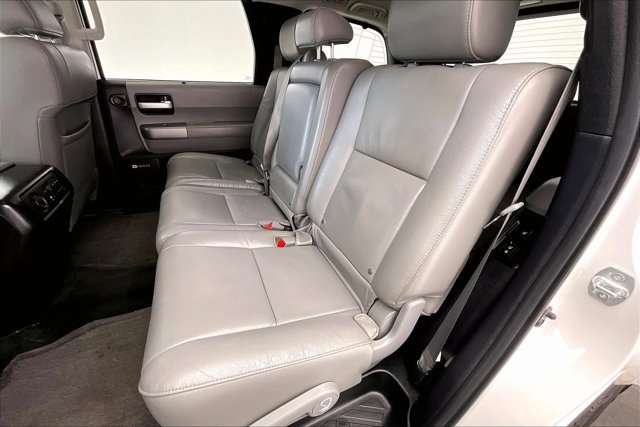 Used 2015 Toyota Sequoia Limited AWD/4WD image 20