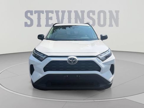 Used 2025 Toyota RAV4 LE AWD/4WD image 7
