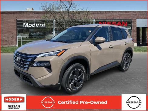 Certified 2024 Nissan Rogue SV image 1