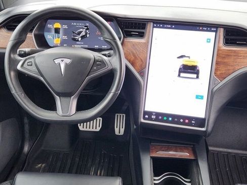 Used 2020 Tesla Model X Long Range image 33