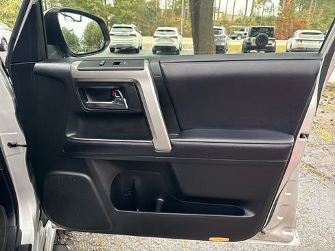 Used 2020 Toyota 4Runner Limited image 17