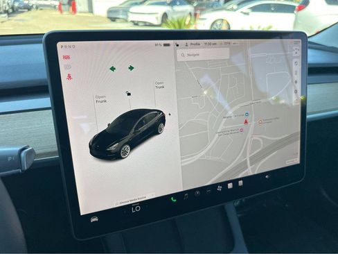 Used 2021 Tesla Model 3 Standard Range Plus image 5