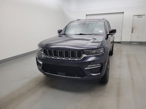 Used 2022 Jeep Grand Cherokee Limited 4xe w/ Luxury Tech Group II AWD/4WD image 15
