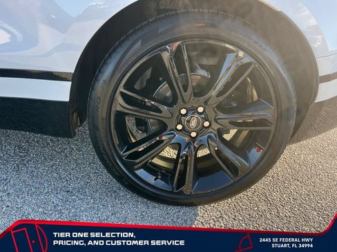 Used 2022 Land Rover Range Rover Velar R-Dynamic S AWD/4WD image 9