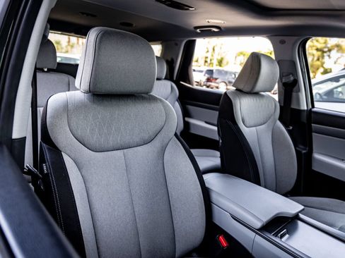 Used 2022 Hyundai Palisade SEL w/ Convenience Package FWD image 31
