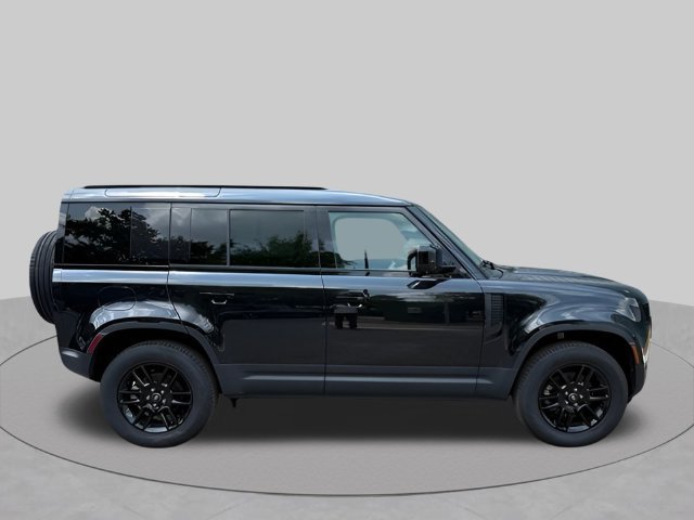 Certified 2025 Land Rover Defender 110 S AWD/4WD image 8
