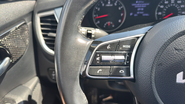 Certified 2023 Kia Seltos S w/ Navigation Package AWD/4WD image 36