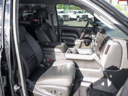 Used 2018 GMC Sierra 1500 SLT AWD/4WD image 42