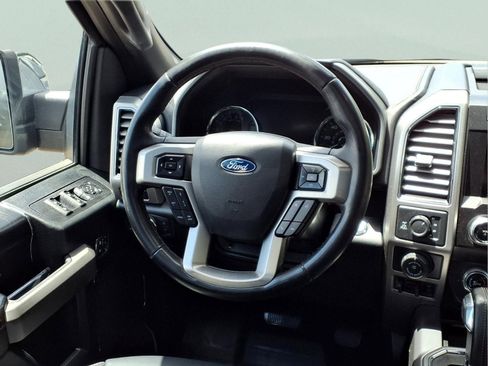 Used 2020 Ford F150 Platinum w/ Equipment Group 701A Luxury AWD/4WD image 14