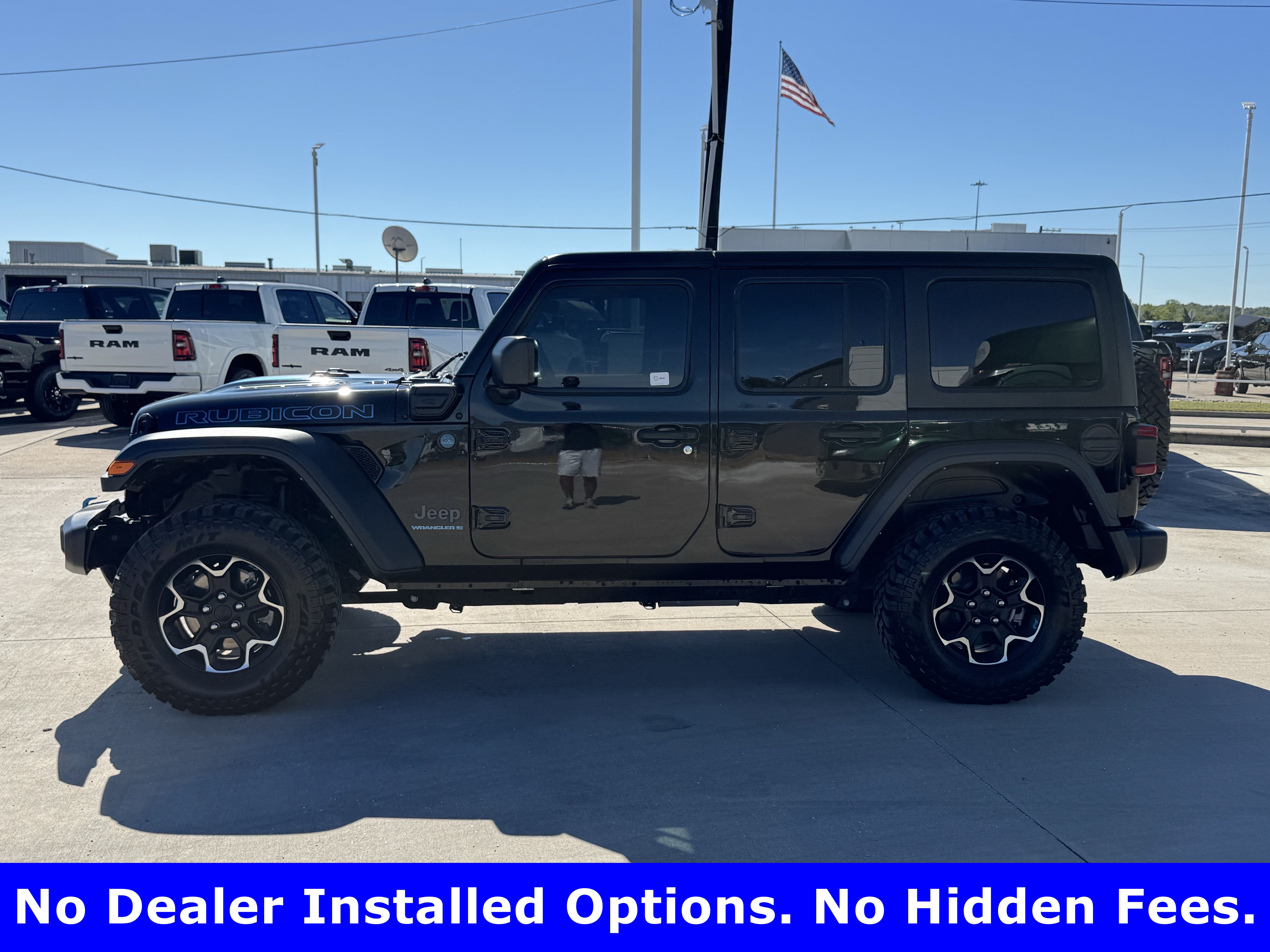 Used 2023 Jeep Wrangler Unlimited Rubicon 4xe w/ Cold Weather Group AWD/4WD image 3