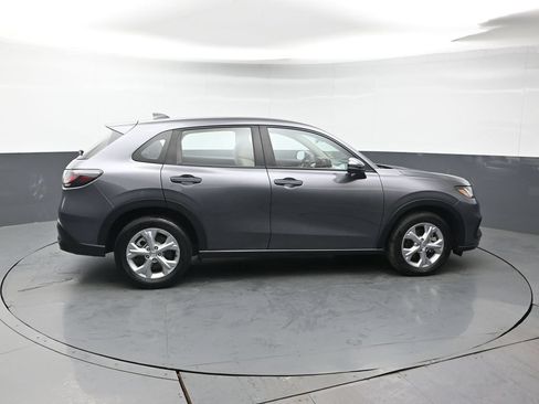Certified 2024 Honda HR-V LX image 7