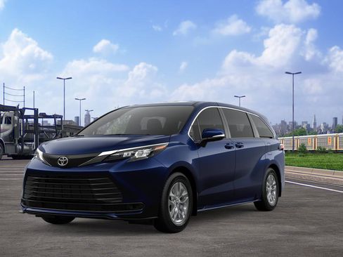 New 2026 Toyota Sienna LE FWD image 1