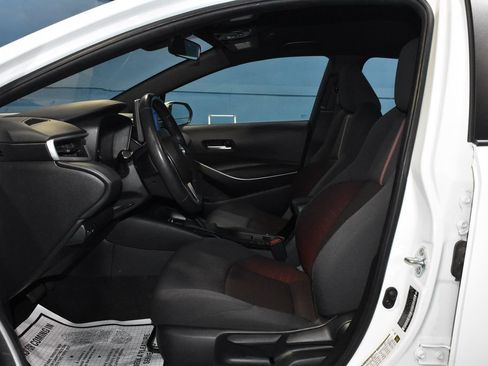 Used 2024 Toyota Corolla SE FWD image 6