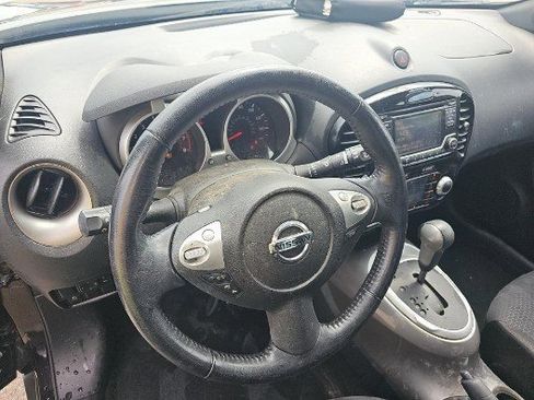 Used 2016 Nissan Juke SV image 5