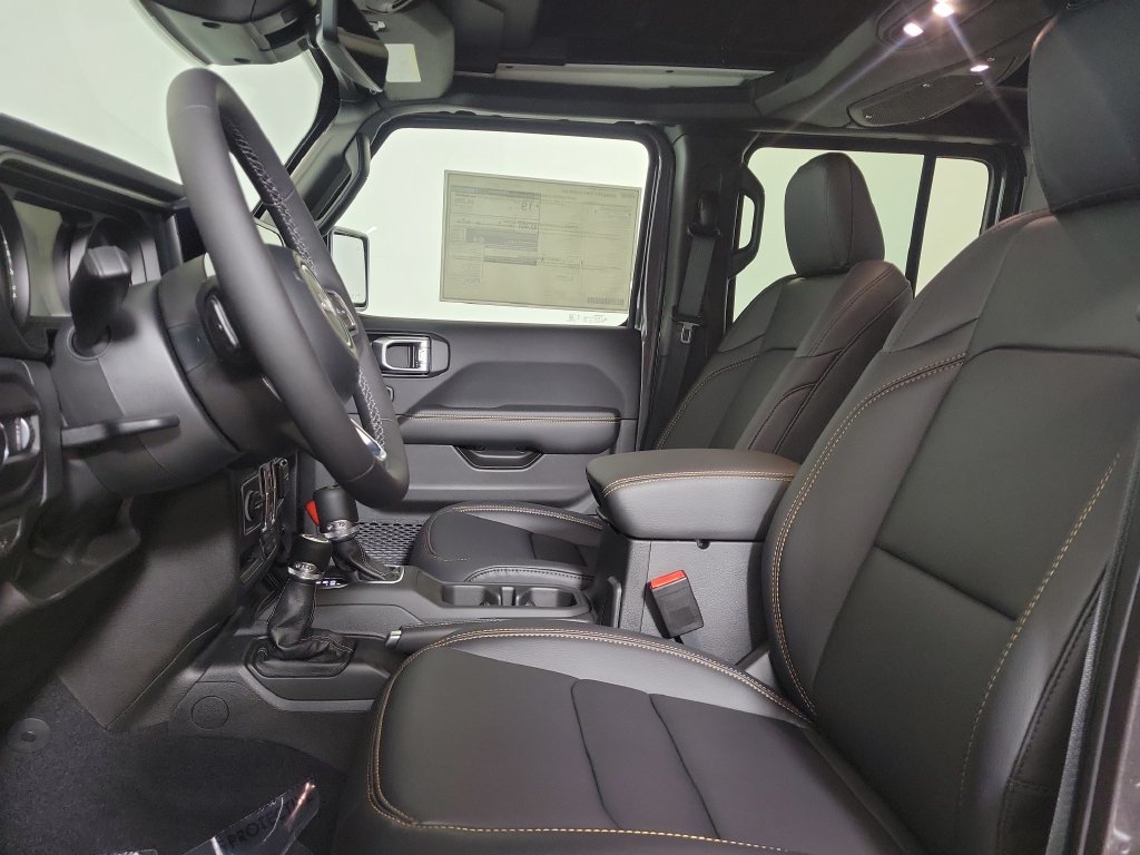 New 2027 Jeep Wrangler Unlimited Sahara AWD/4WD image 12
