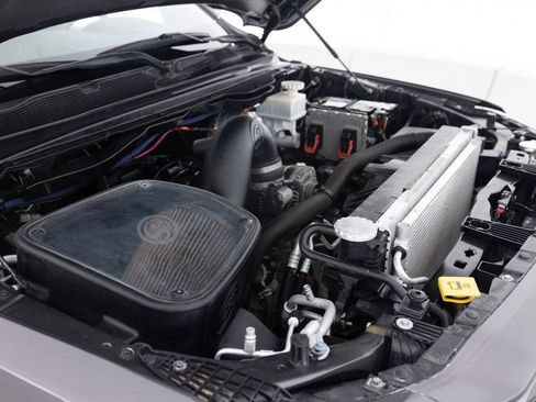 Used 2019 RAM 1500 Limited AWD/4WD image 43
