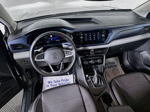 Used 2024 Volkswagen Taos SE FWD image 20