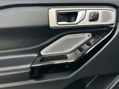 Certified 2022 Ford Explorer ST w/ Equipment Group 401A image 10