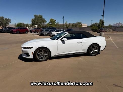 Used 2025 Ford Mustang Premium RWD image 2