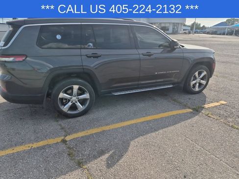 Used 2021 Jeep Grand Cherokee L Limited AWD/4WD image 16
