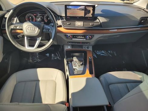 Used 2022 Audi Q5 2.0T Premium Plus w/ Premium Plus Package AWD/4WD image 16
