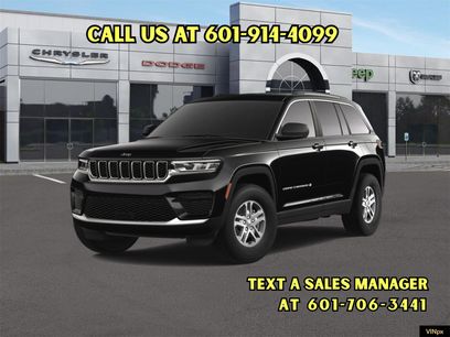 Used 2025 Jeep Grand Cherokee Laredo