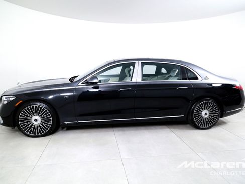 Used 2023 Mercedes-Benz Maybach S 680 4MATIC w/ Manufaktur Leather Package image 5